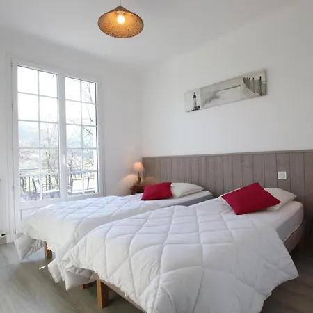 Semesterbostad Geriza *