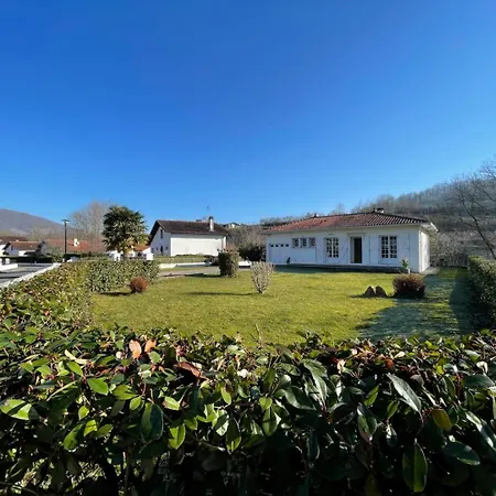 Semesterbostad Geriza *