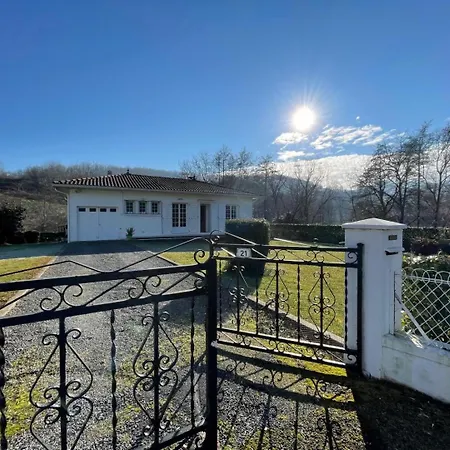 Semesterbostad Geriza *